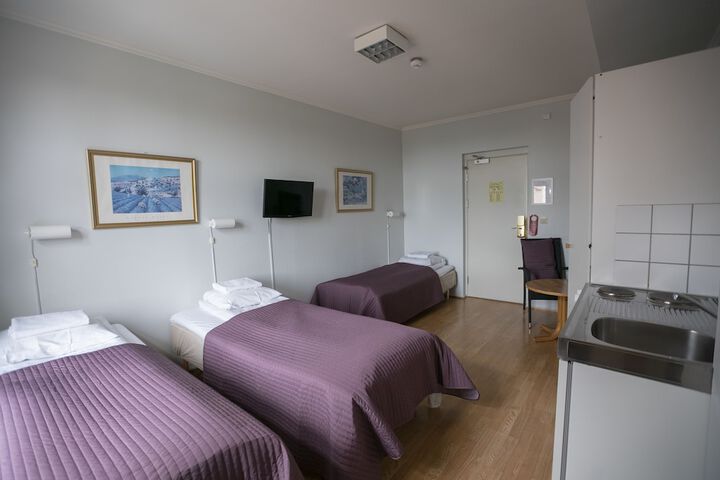 Room 6 of 60