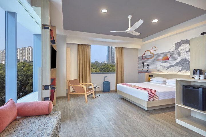 Room 13 of 47