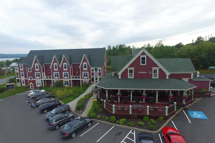 Hotel 48 of 51