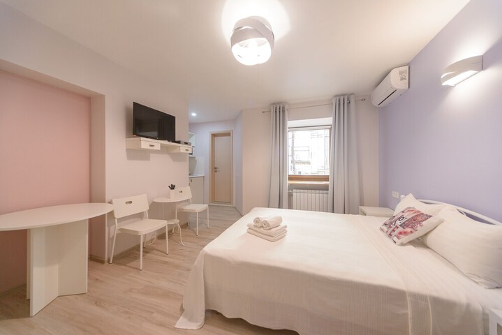 Room 49 of 108
