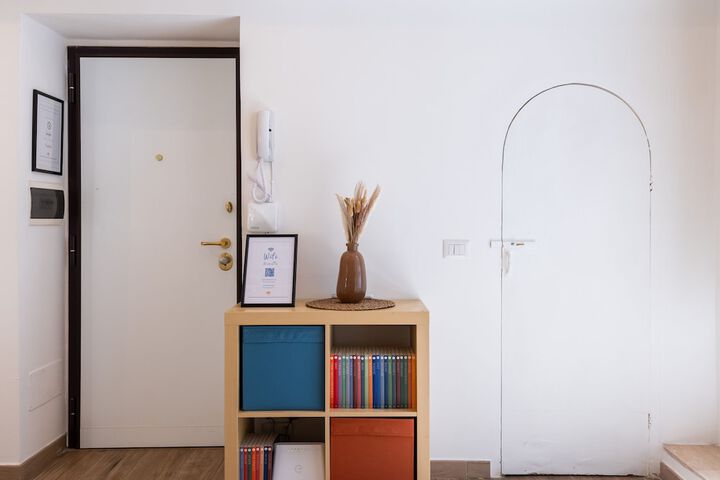 Room 13 of 26