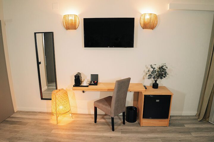 Room 84 of 184
