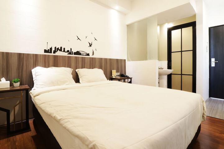 Room 15 of 79