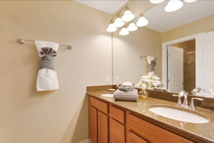 Room 2 of 35