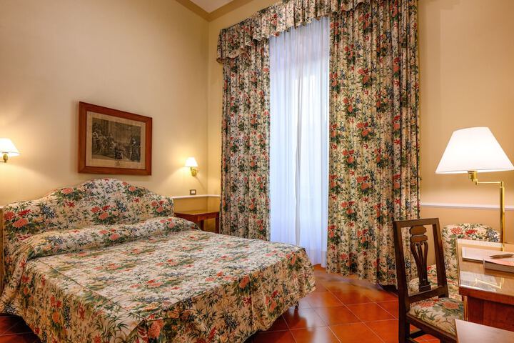 Room 21 of 75