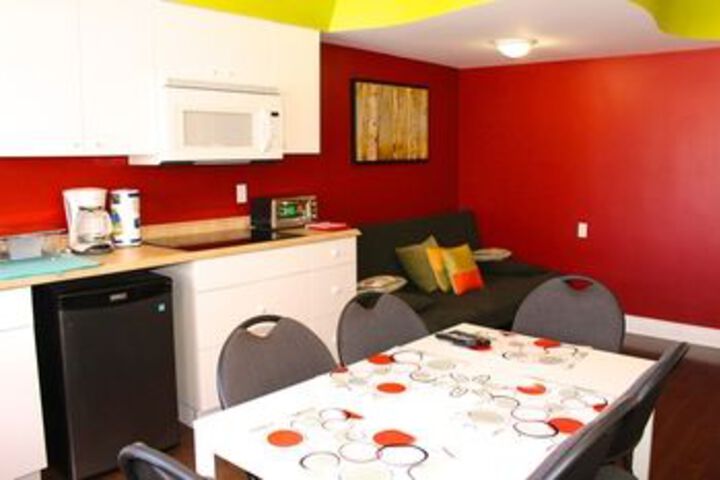 Room 44 of 60