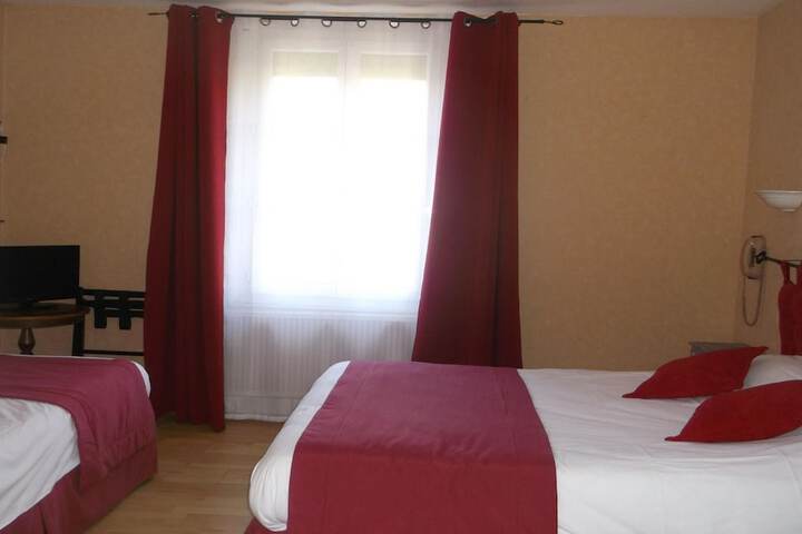Room 6 of 32