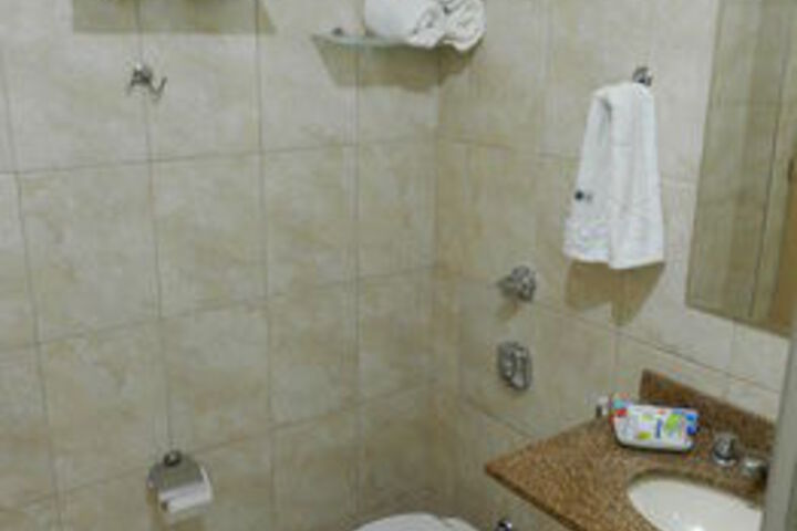 Room 3 of 26