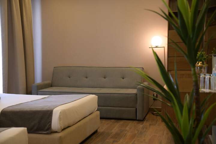 Room 14 of 86