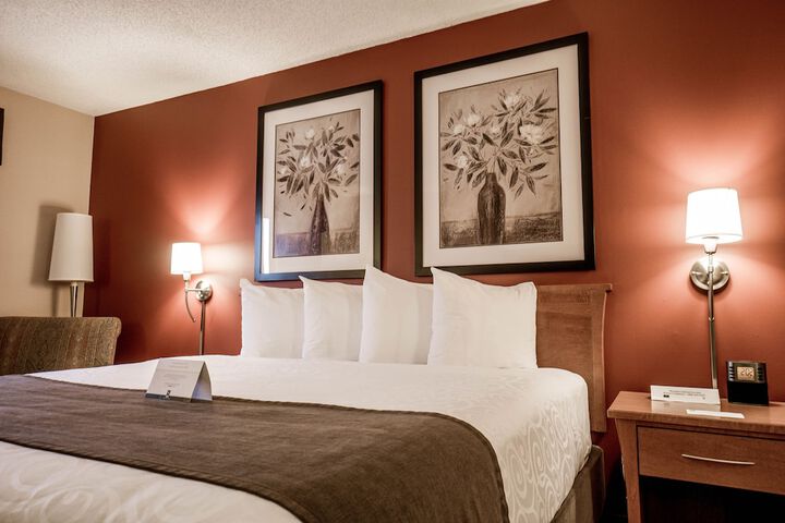 Room 17 of 46