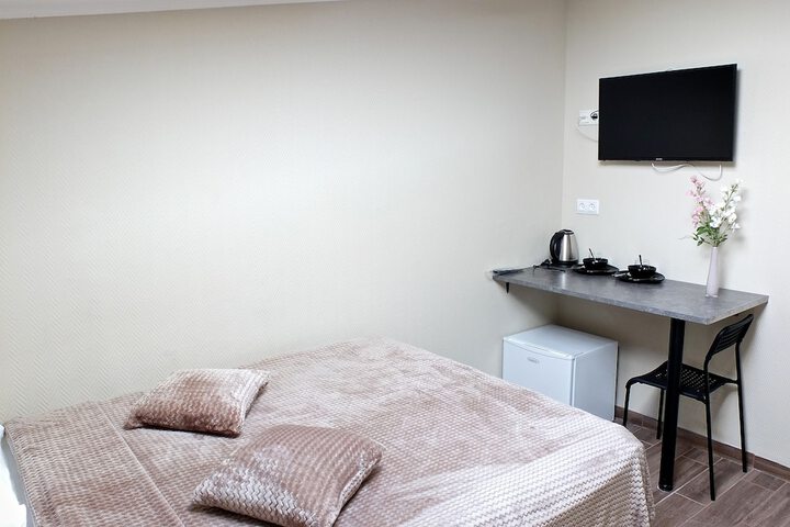 Room 12 of 68