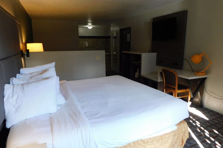 Standard | King Bed (24 of 64)