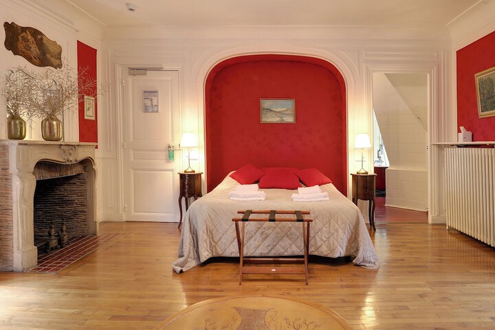 Room 22 of 45