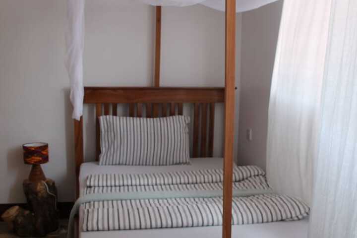 Room 13 of 43