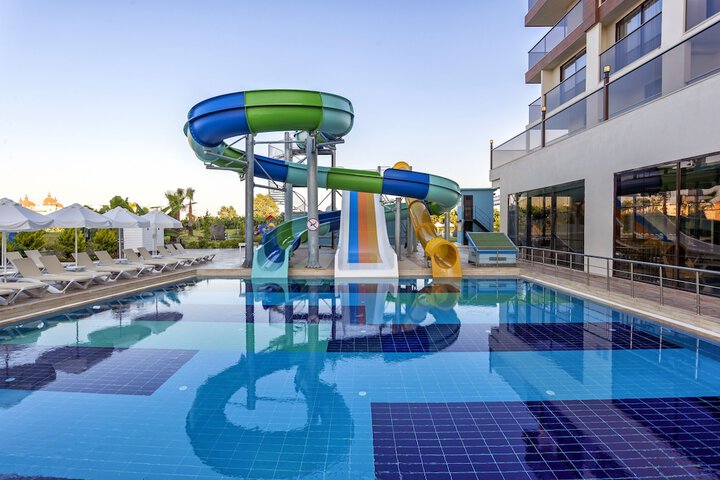 Pool 42 of 121