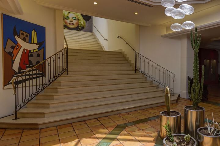 Hotel Lobby