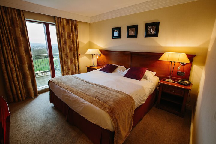 Room 3 of 57