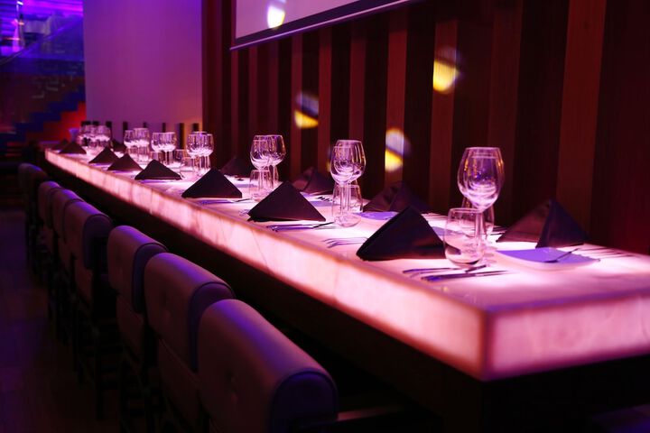 Dining 54 of 82