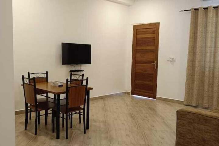 Room 5 of 22