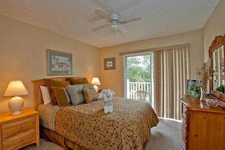 Room 3 of 25