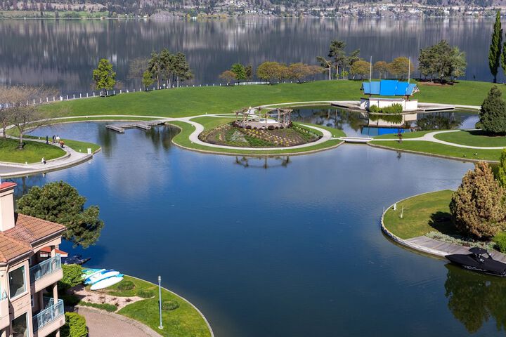 Hotel View 131 of 141