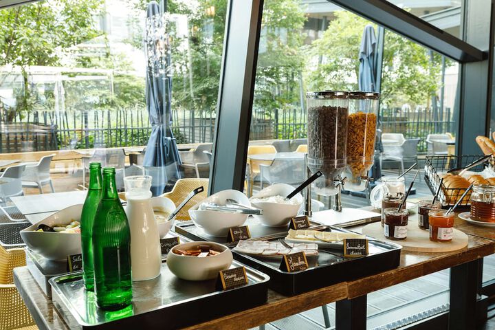 Breakfast area