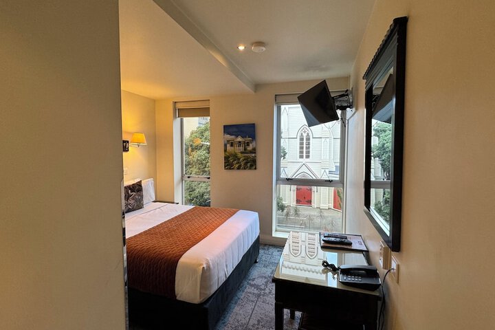 Room 56 of 116
