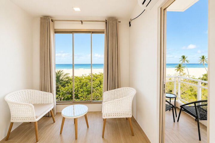 Image of Avyanna Gulhi Beach