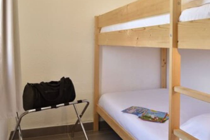 Room 11 of 60