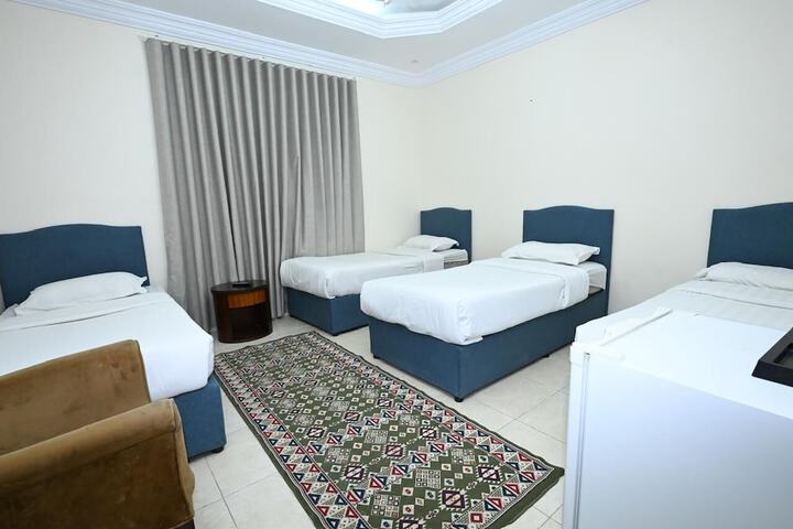 Room 8 of 11