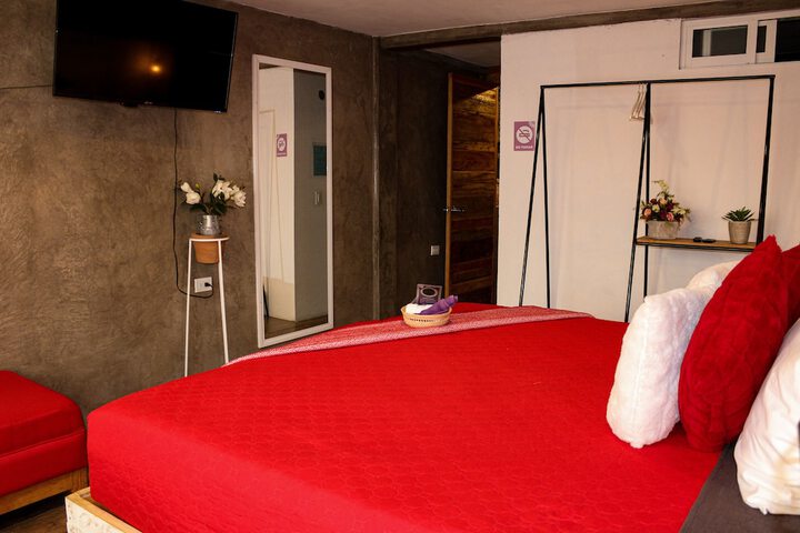 Room 14 of 50