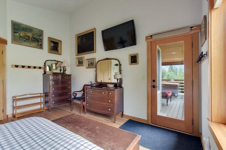 Hotel 70 of 82