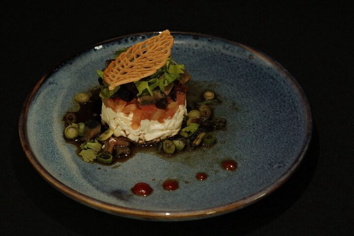 Dining 43 of 68