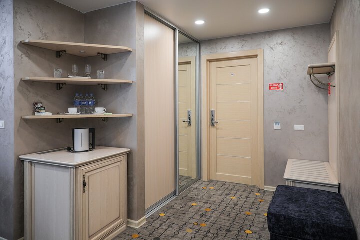 Room 15 of 47
