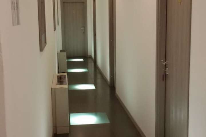 Ballroom/Hall 30 of 36