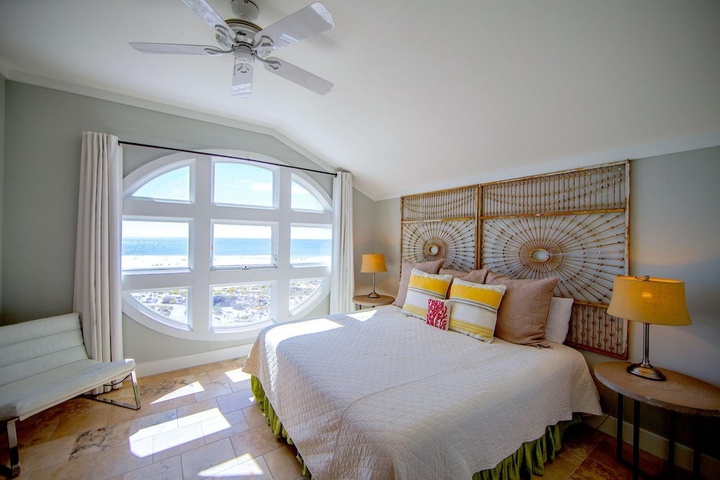 Room 5 of 20