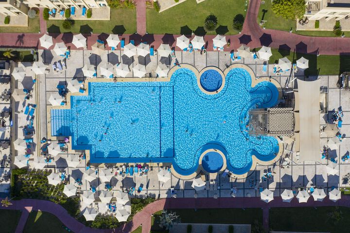 Pool 88 of 180