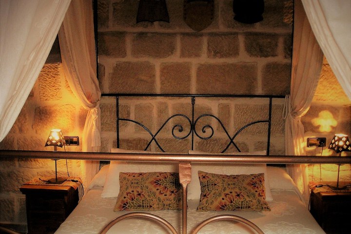Room 20 of 77