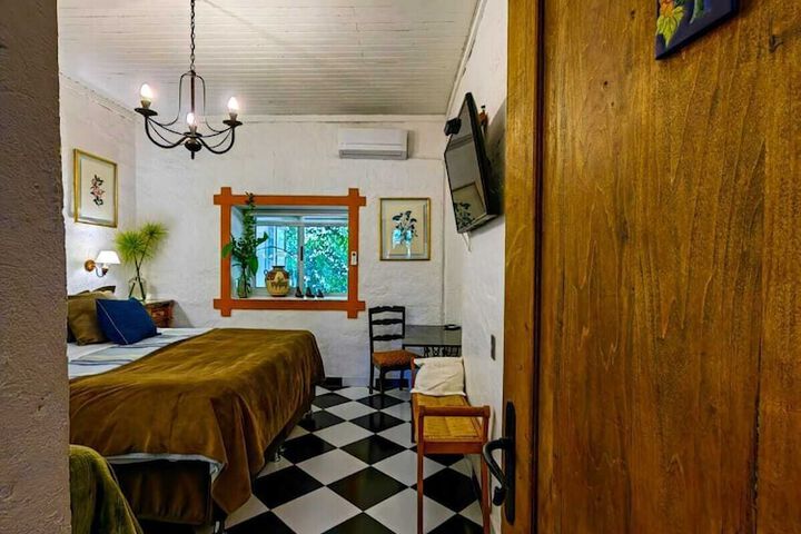 Room 7 of 67