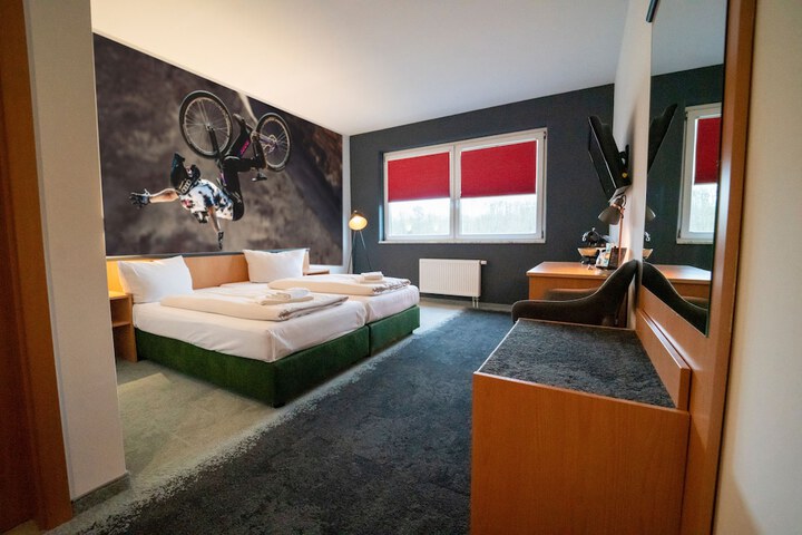 Room 7 of 41