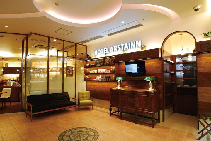Lobby Entry
