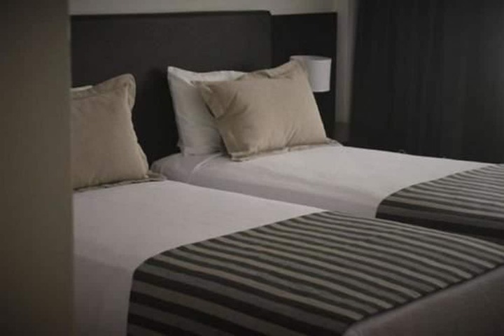 Room 13 of 48