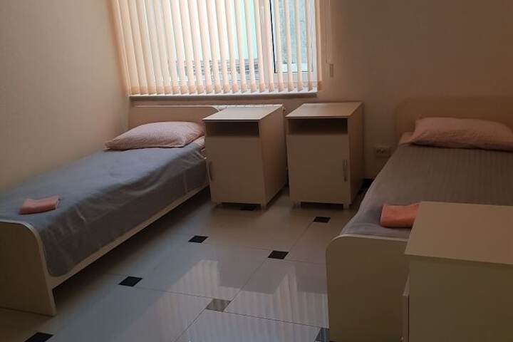 Room 16 of 22