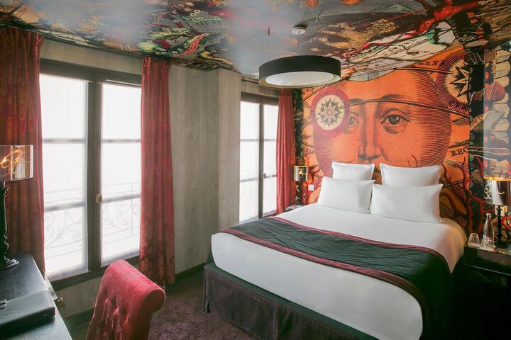 Room 30 of 49