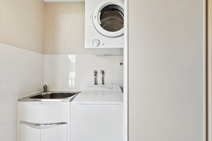 Laundry 62 of 90