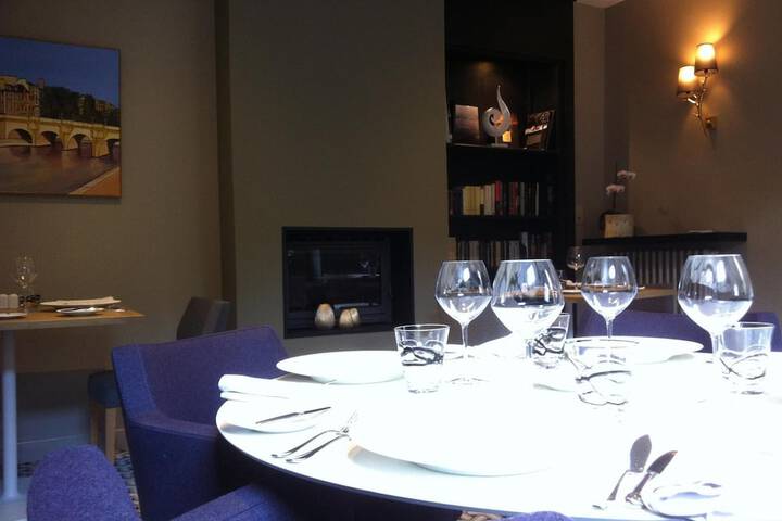 Dining 20 of 28