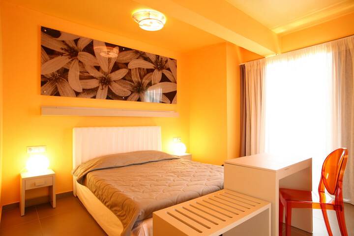 Room 10 of 51