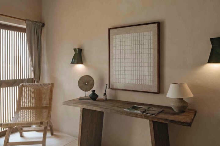 Room 3 of 53