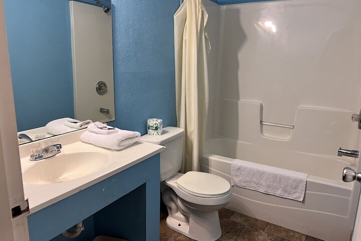 Room 9 of 17