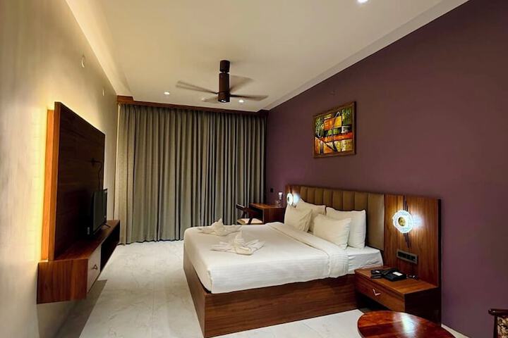 Room 20 of 103